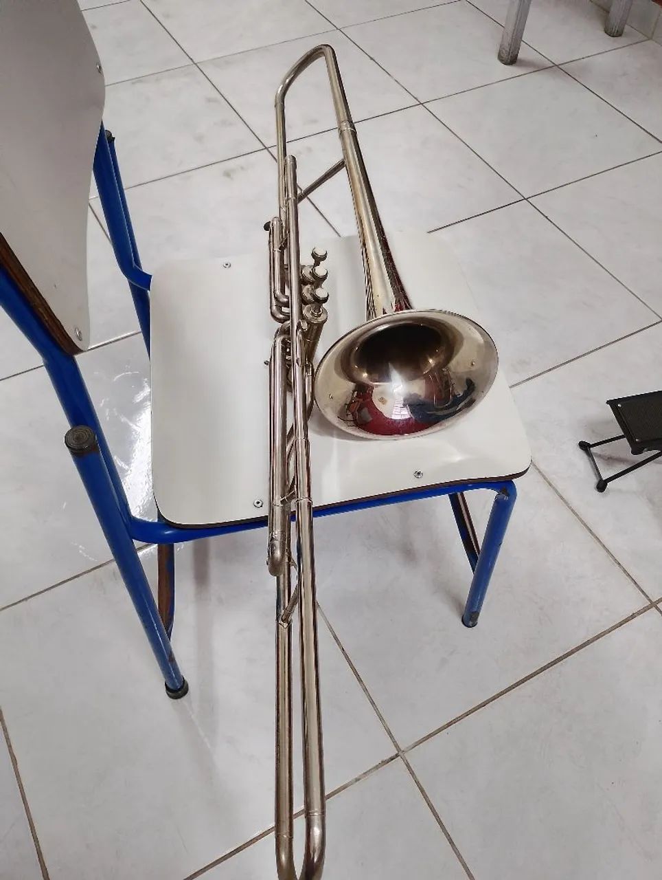 Trombone Weril de Pistos. 