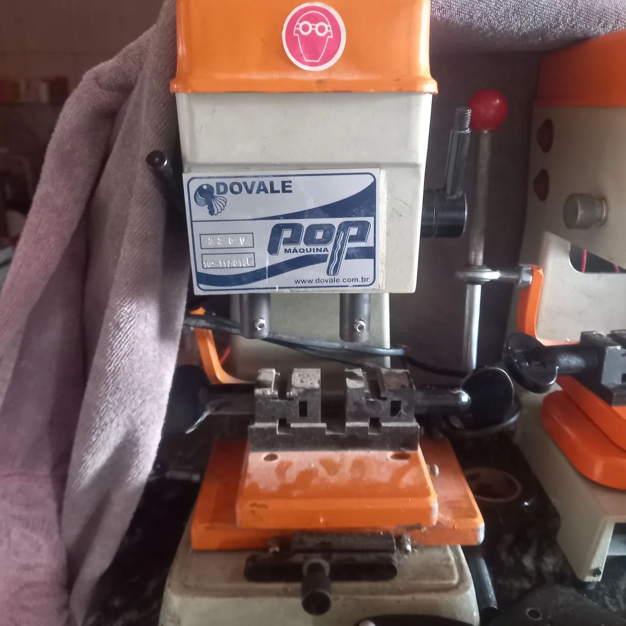 Máquina copiadora de chaves patograficas