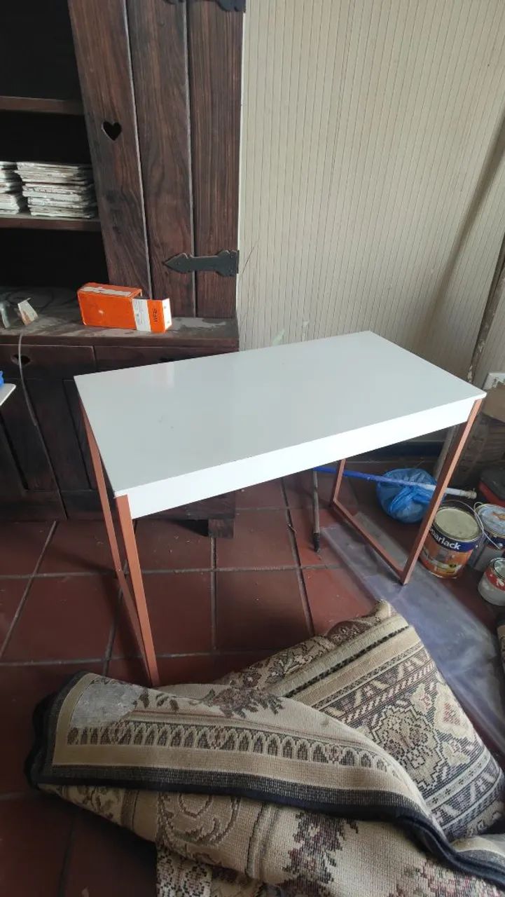 Escrivaninha de MDF 