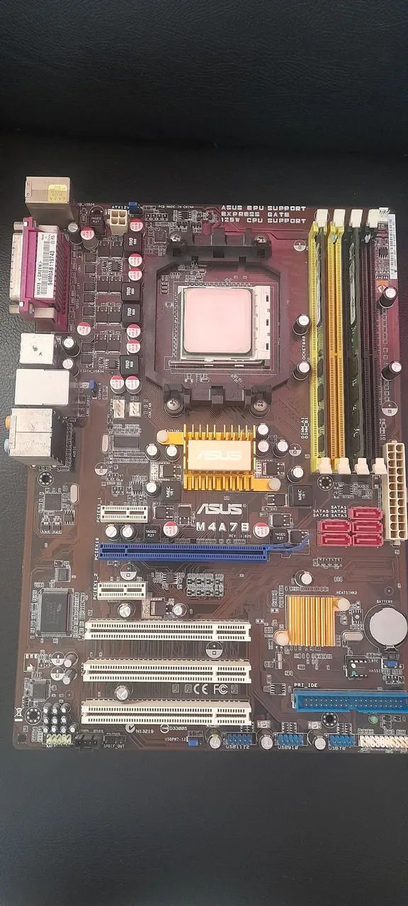 Placa Mãe ASUS M4A7B com Phenom hd 96DZ,4gb - Foto 2