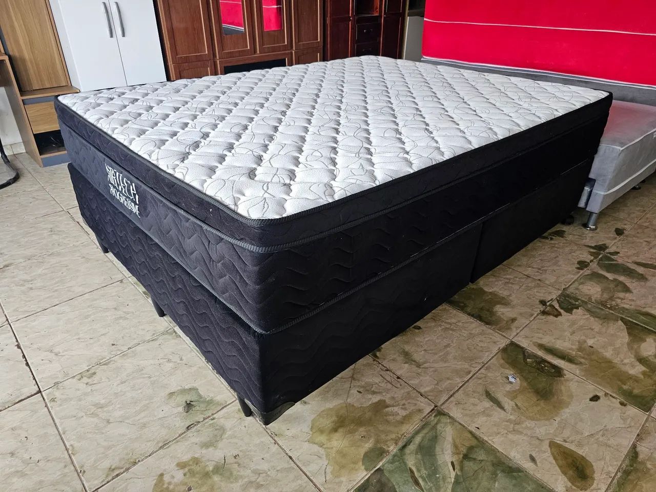 Cama box queen molas bonnell usada  - Foto 3