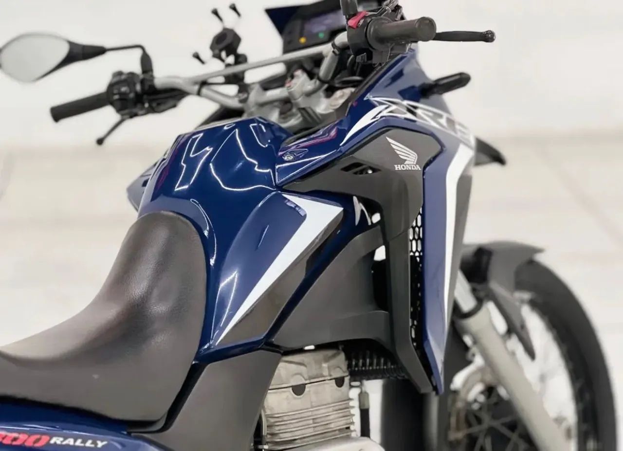 Honda XRE 300 - Foto 3