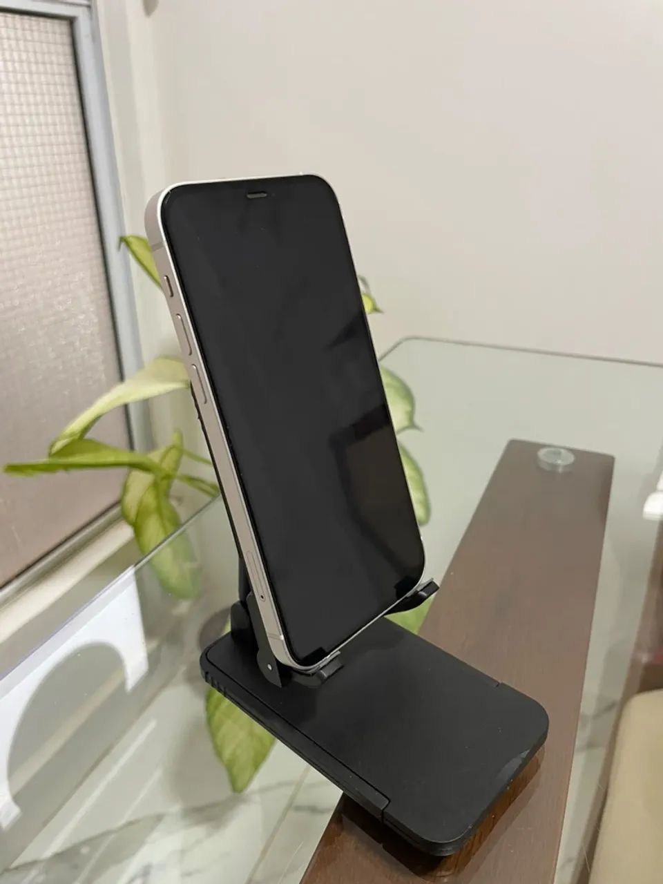 IPHONE 12 64gb BRANCO - Foto 2