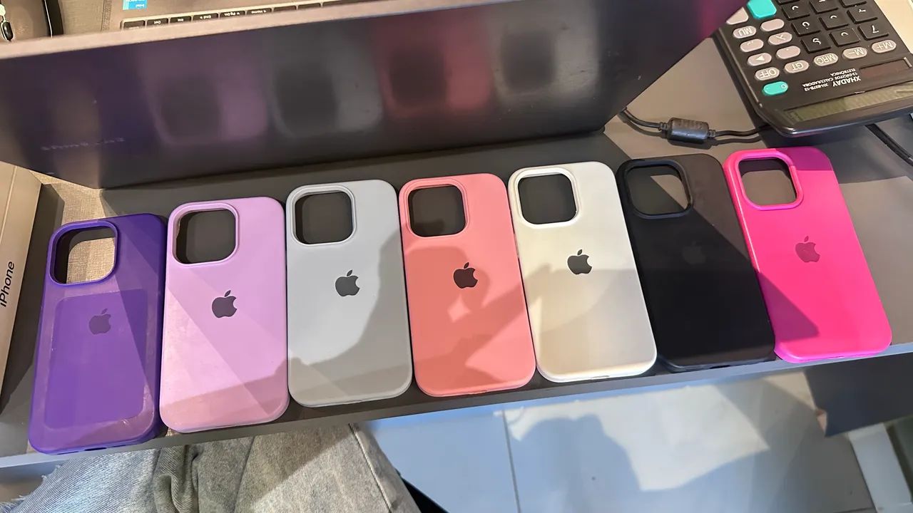 7 capinhas de silicone ip 14 pro 