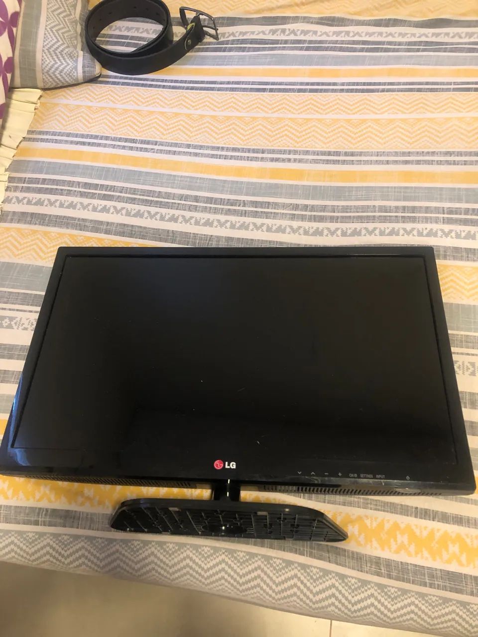 MONITOR TV - LG 24?
