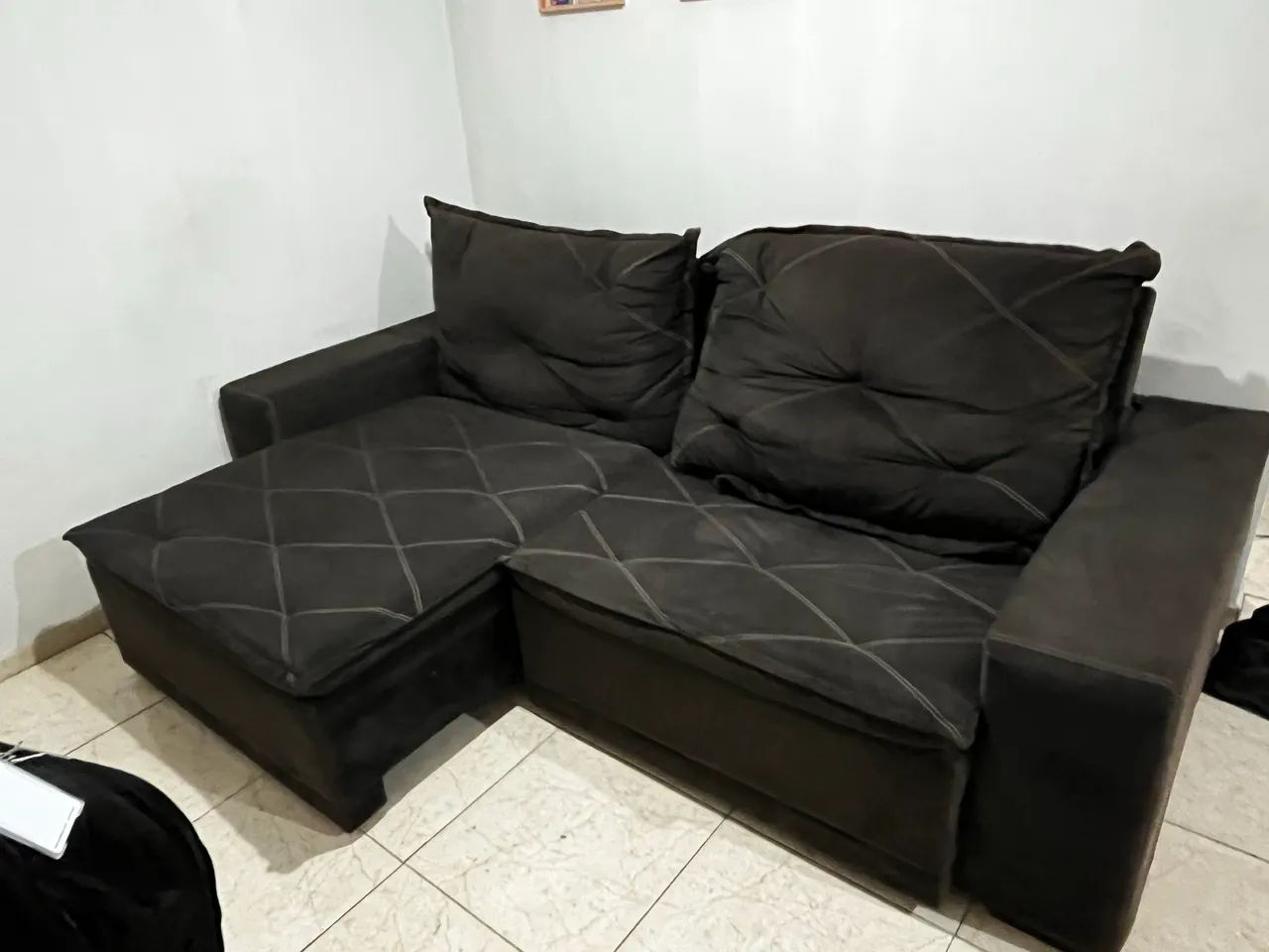 Sofa retratil e estante