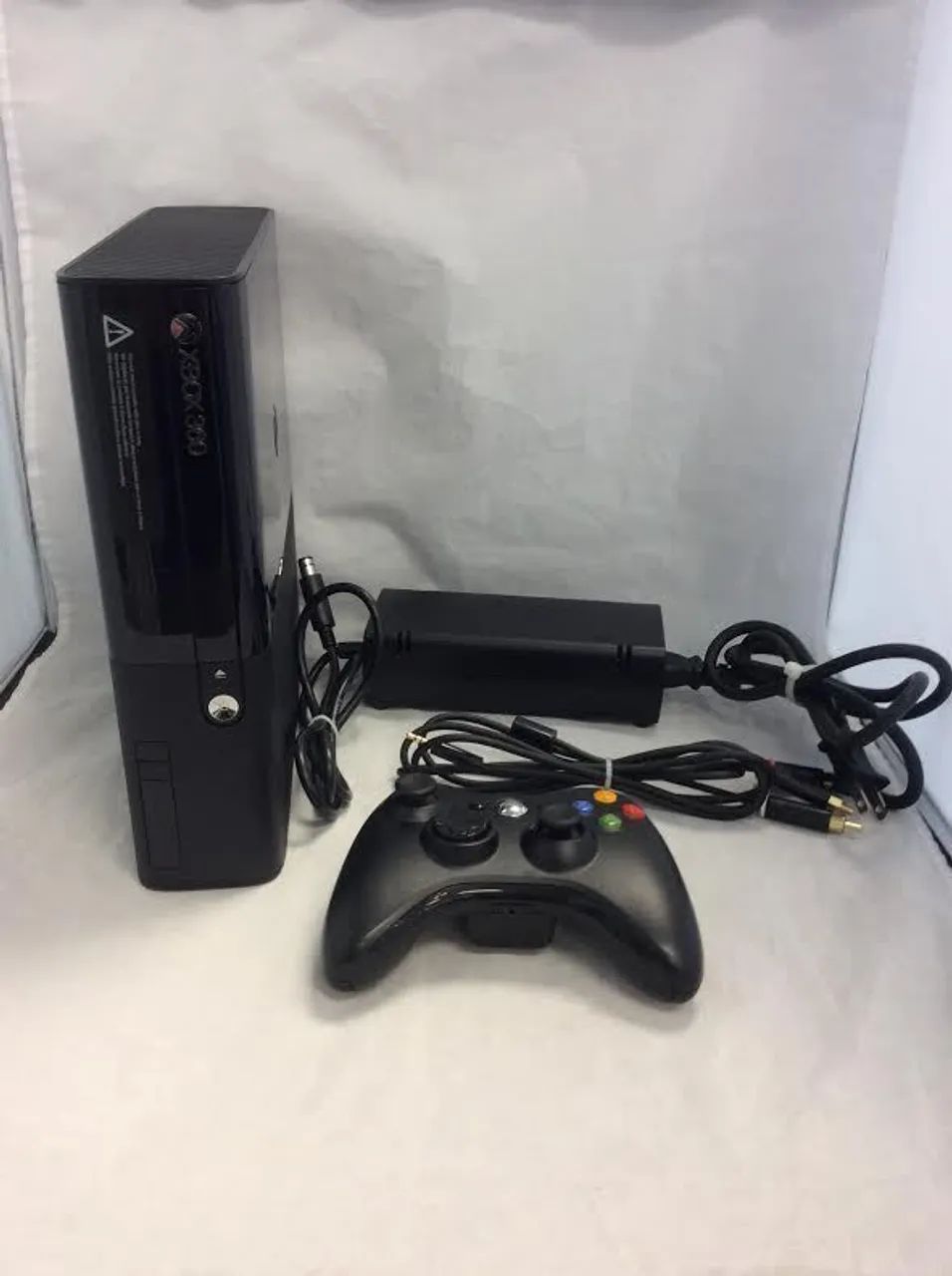 Xbox 360 com jogos  - Foto 2