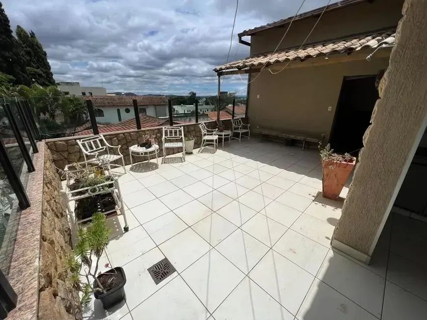 Cobertura com 3 quartos sendo 1 suíte 2 banheiros 2 vagas - Foto 4