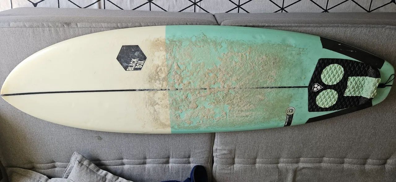Prancha de Surf Black Box Usada 5?10 