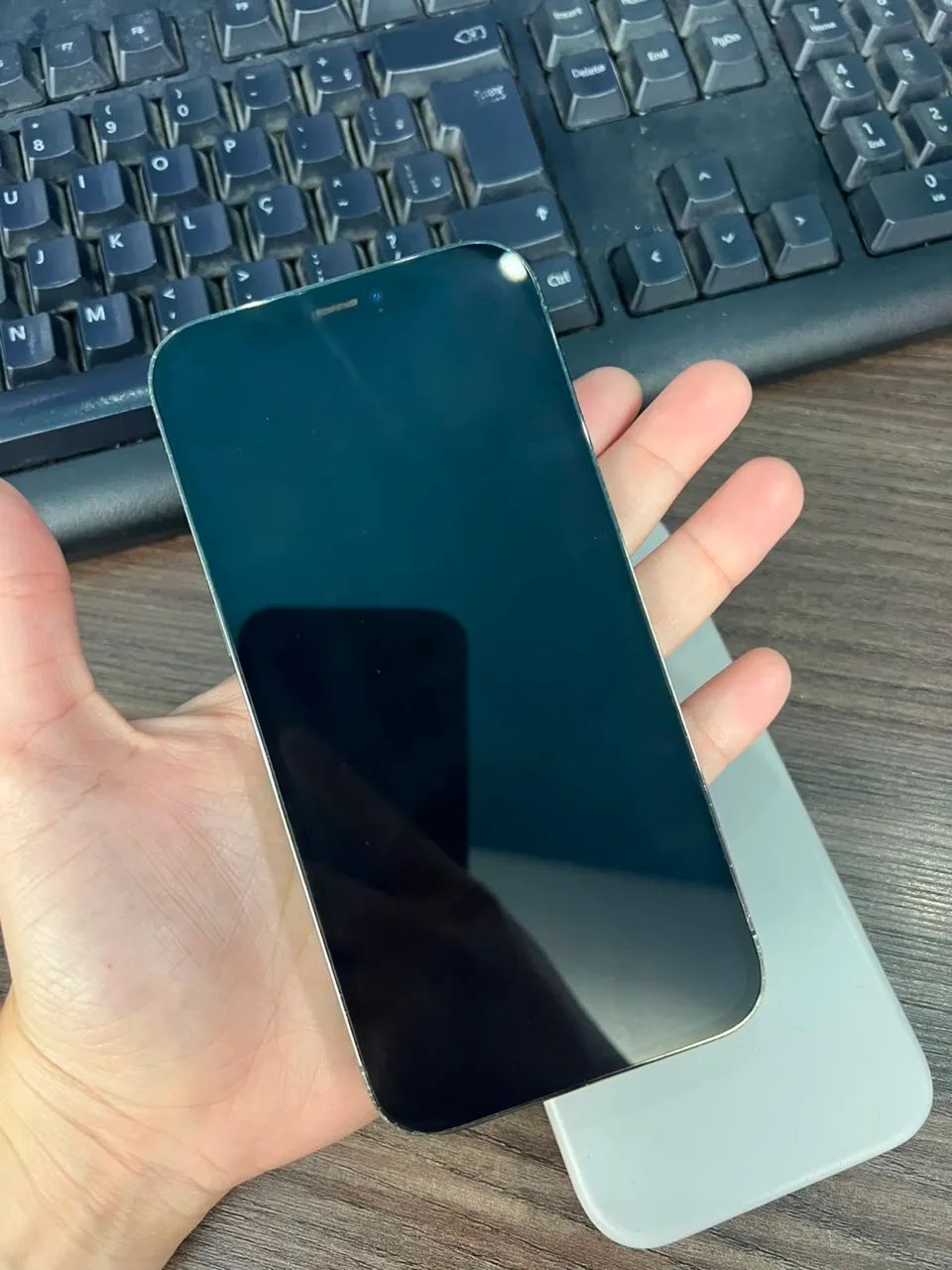 iPhone 12 Pro 128g - Foto 2