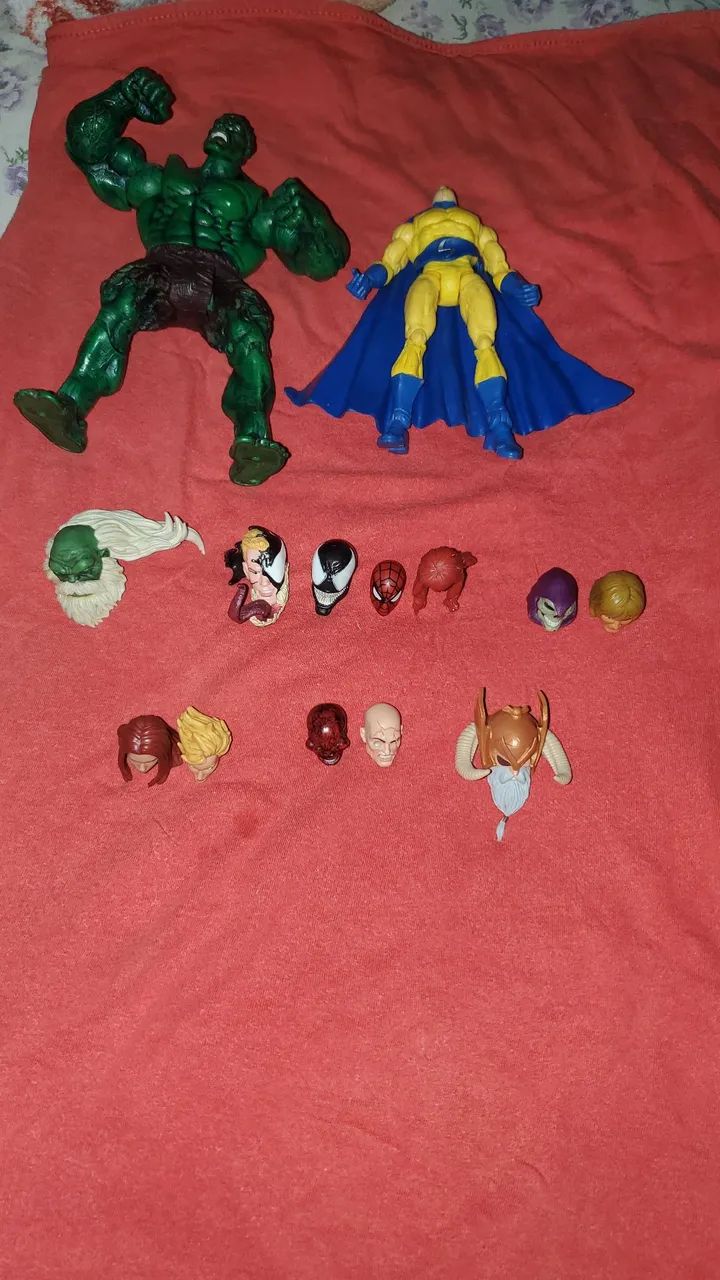 Pack reservado Hulk,sentinela e 11 heads e um cabelo ruivo