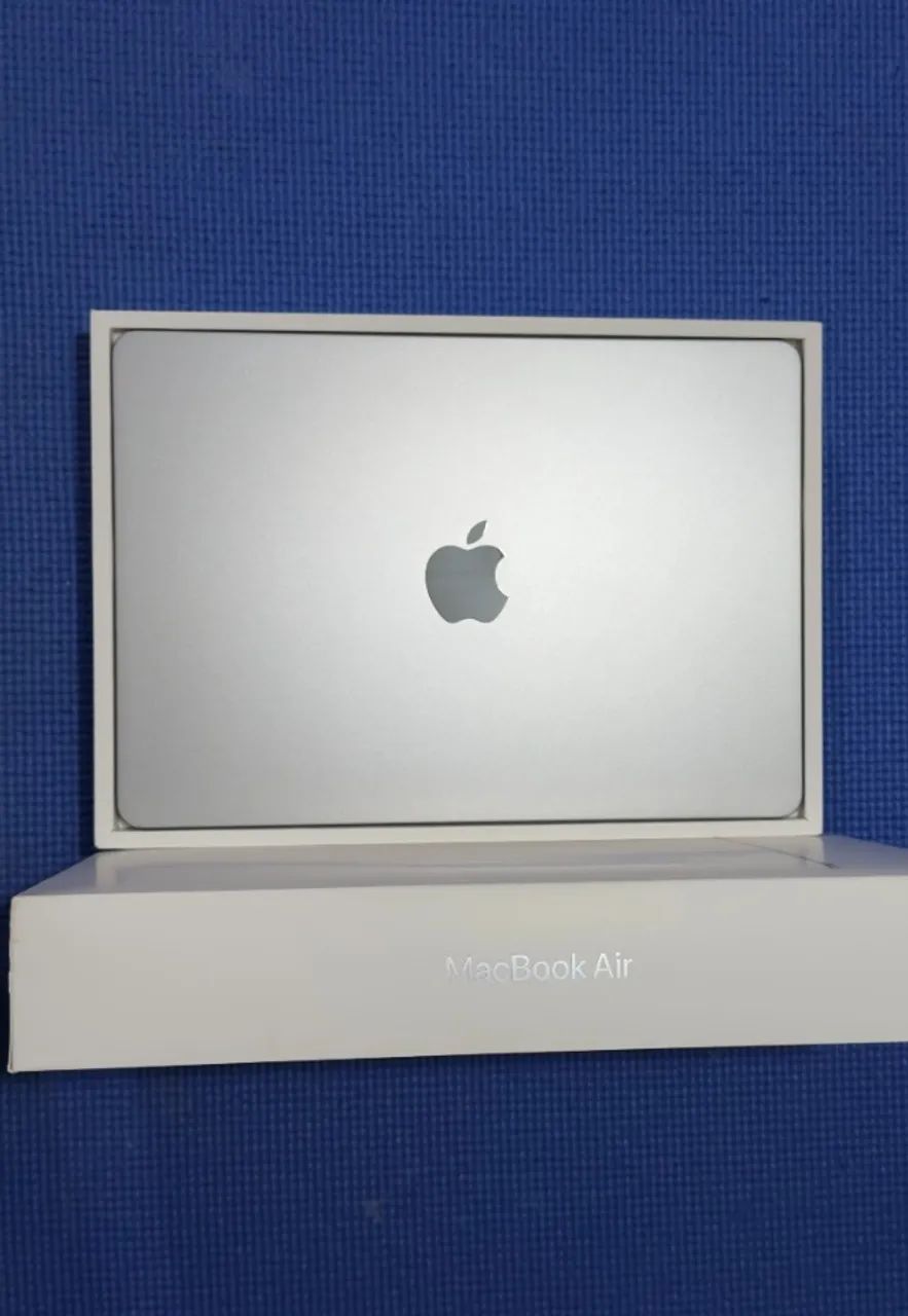 Apple Macbook Air 2024 M3 16GB 256GB 13.6 Cinza, Perfeito Estado