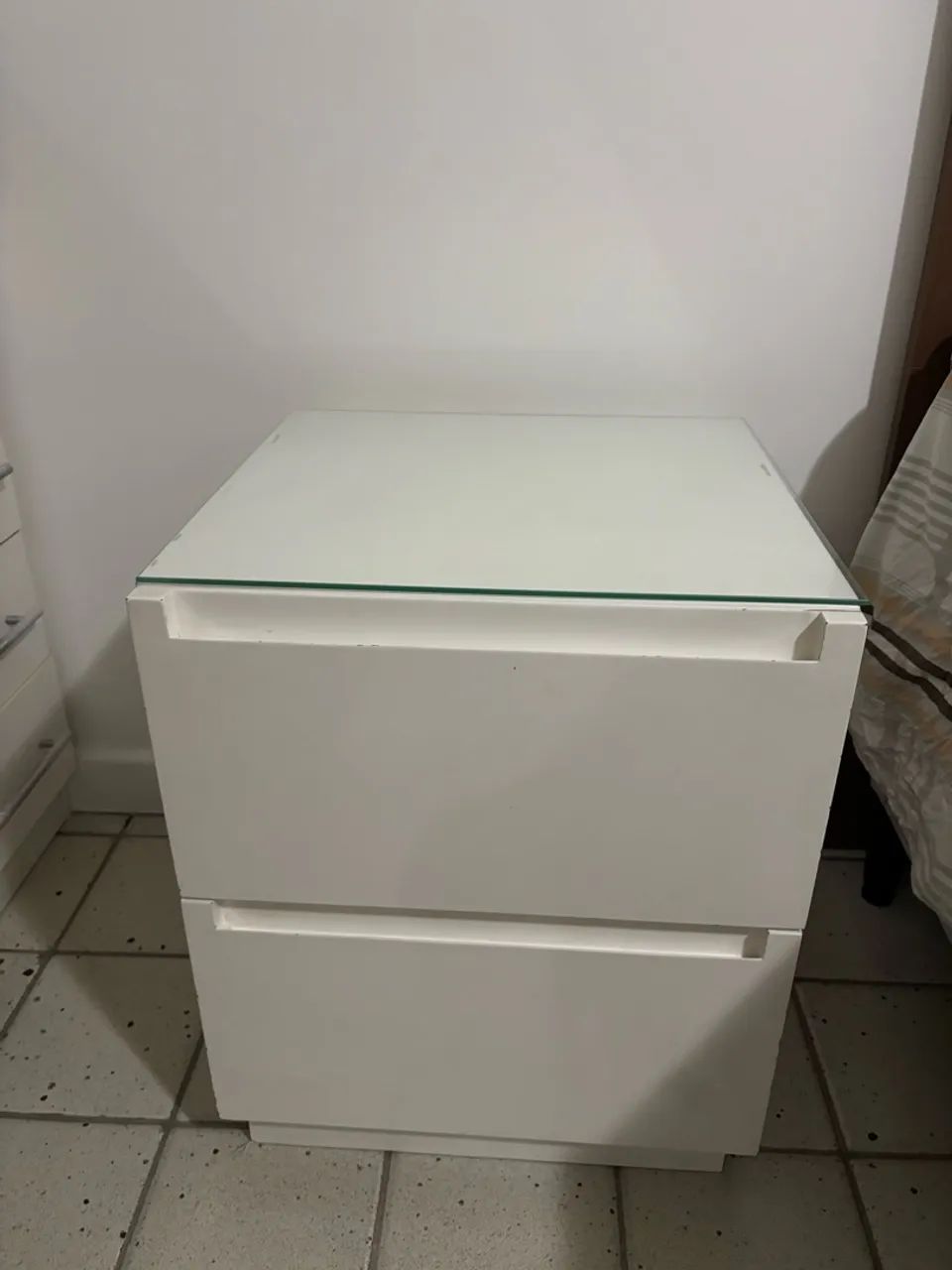 Mesa de cabeceira 
