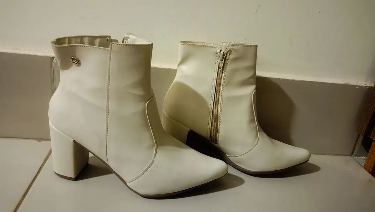 Bota cano curto 