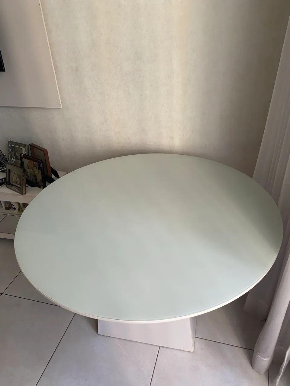Mesa de sala com tampo de vidro - Foto 4