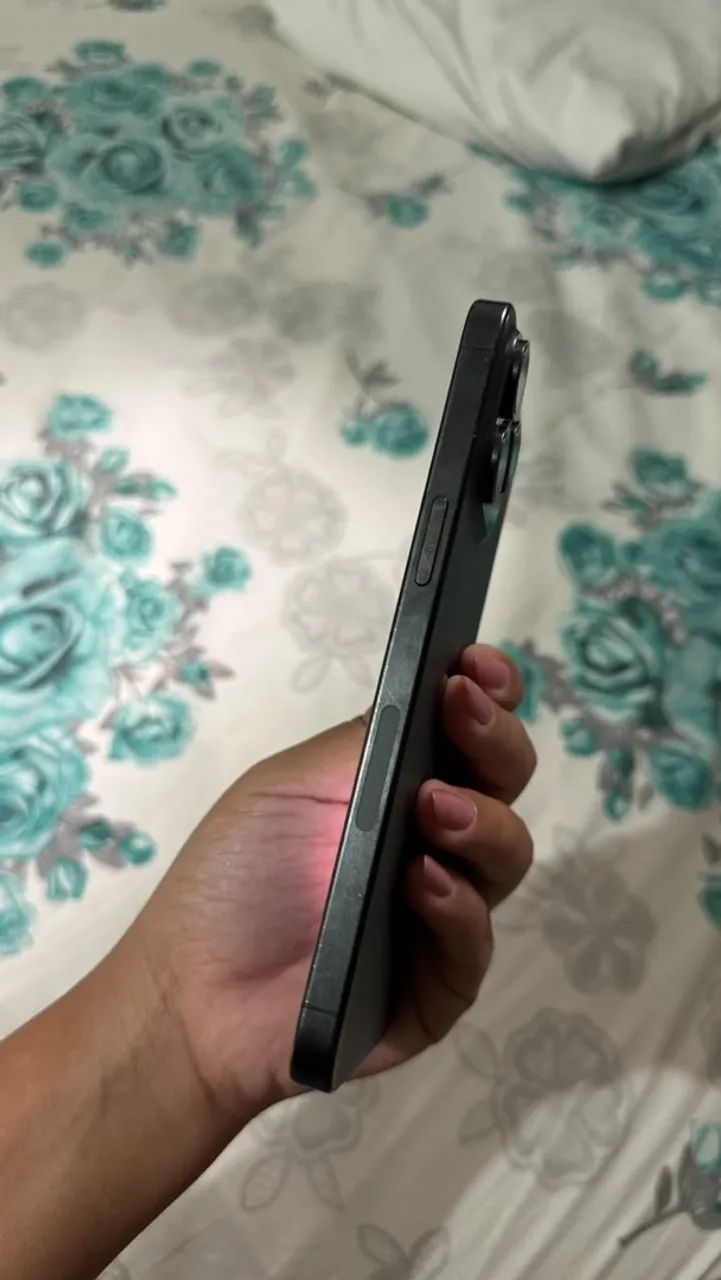 Vendo iphone 15 pro max 256 GB - Foto 2