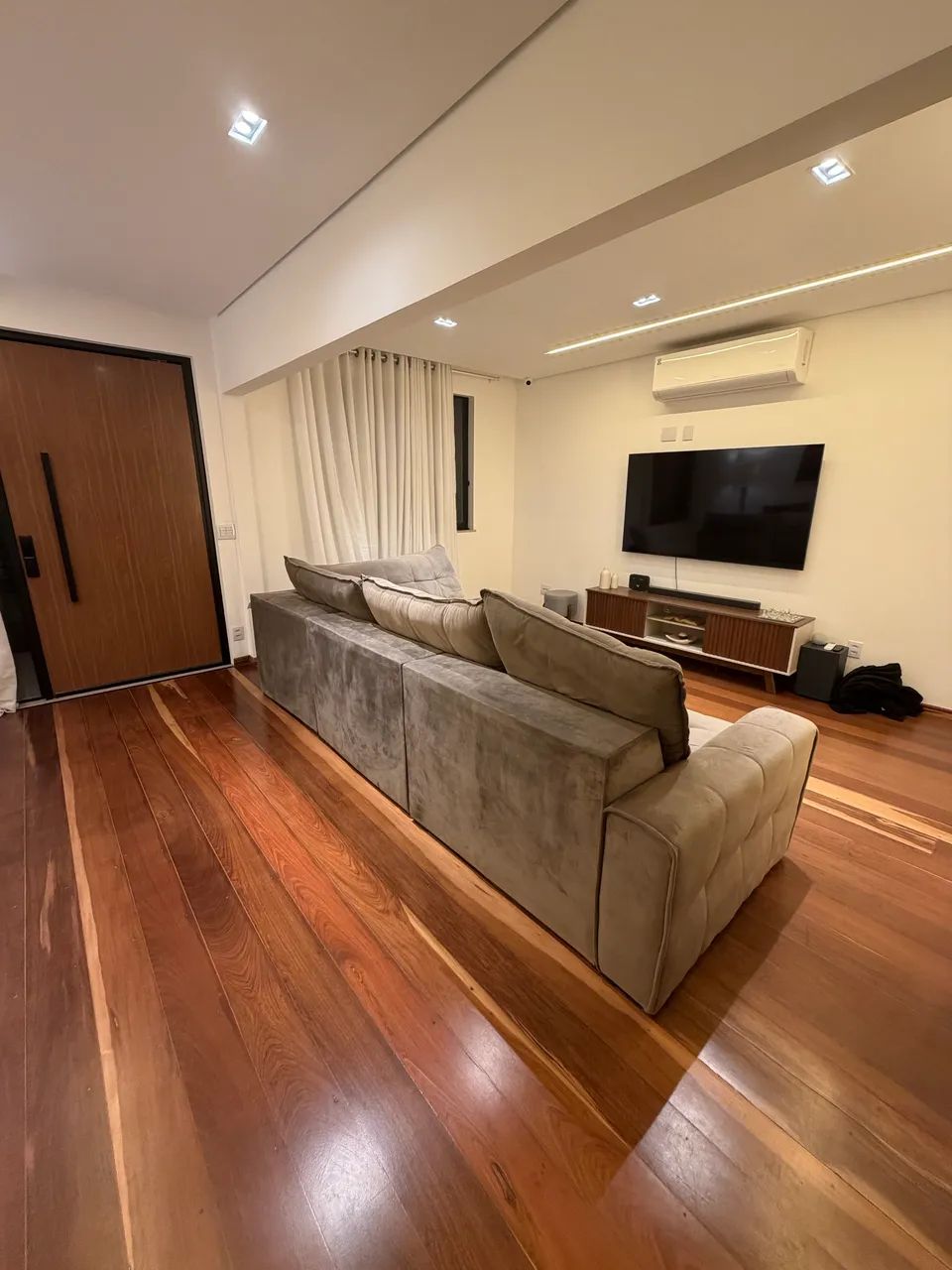 Sofá Retrátil Modular em Suede Bege - 5 Lugares - Bom Estado - Foto 4