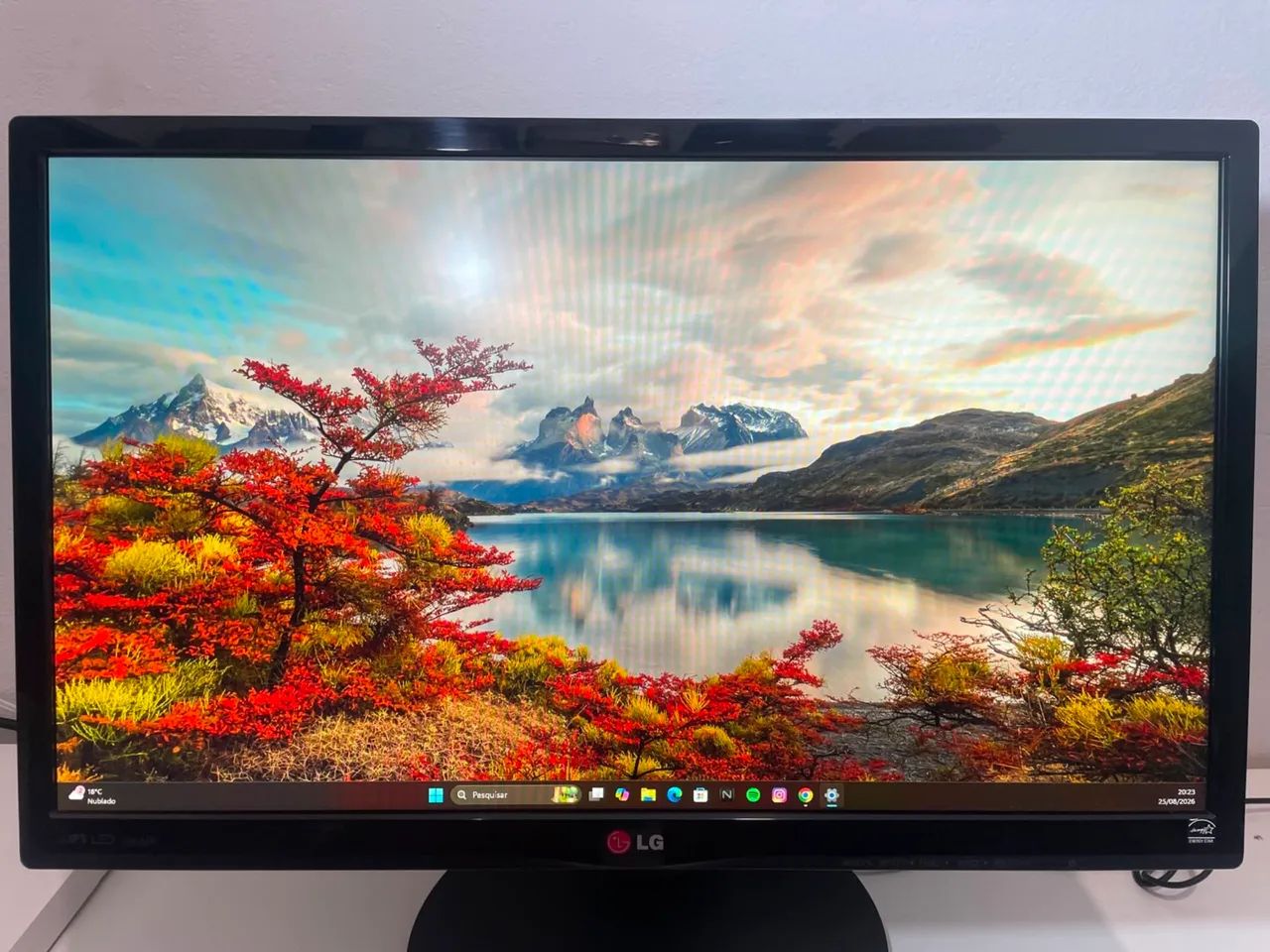 Monitor LG 23 polegadas Led ips - Foto 3