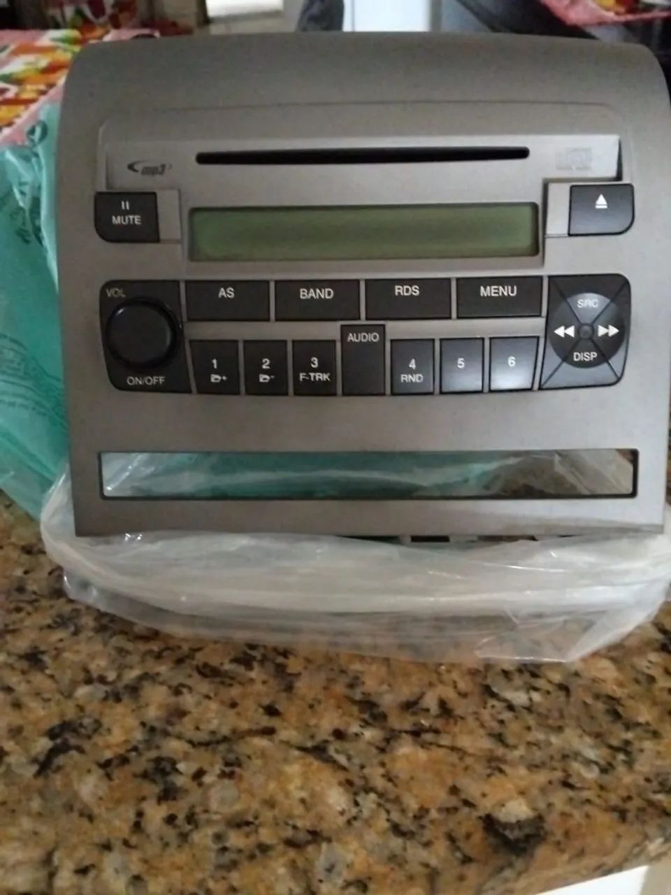 Vendo rádio de carro 