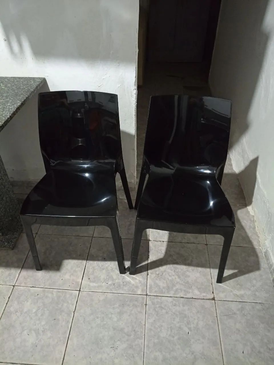 Duas cadeiras Tramontina 