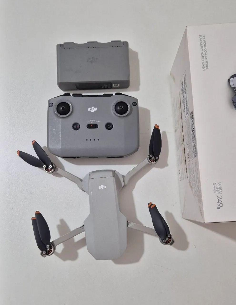 Dji Mini 2 Fly More Combo  - Foto 2