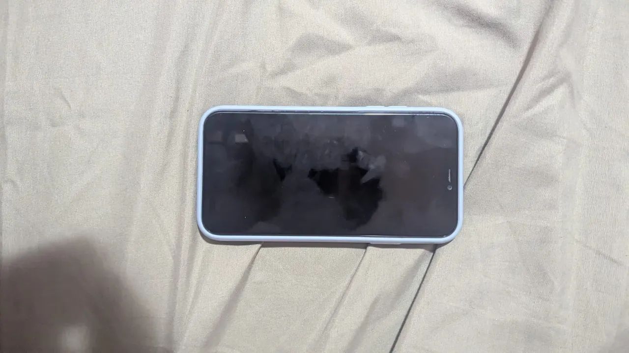 iPhone 11 64gb  - Foto 2