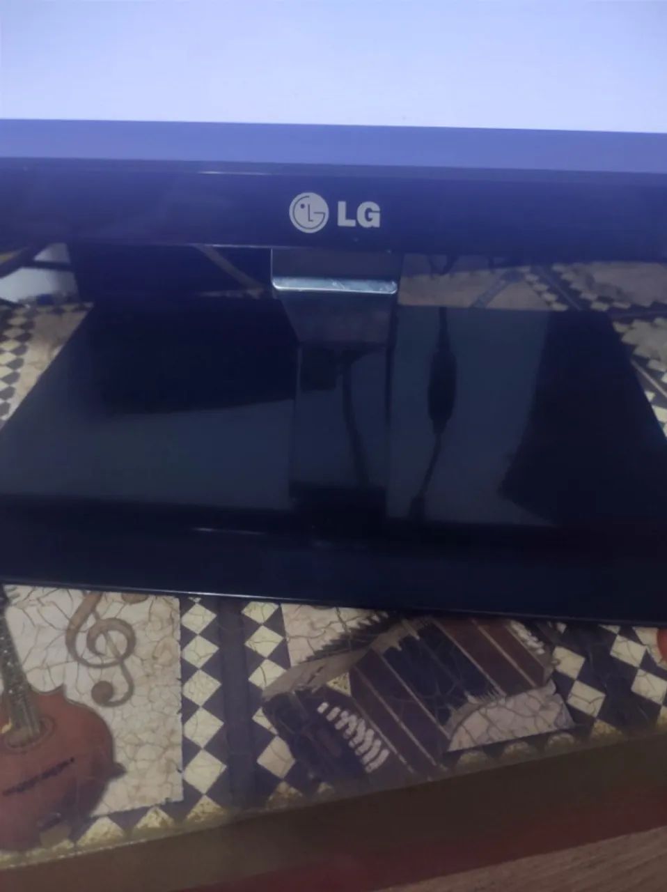 monitor LG FLATRON E2260 funcionando. 21,5 polegadas FHD - Foto 2