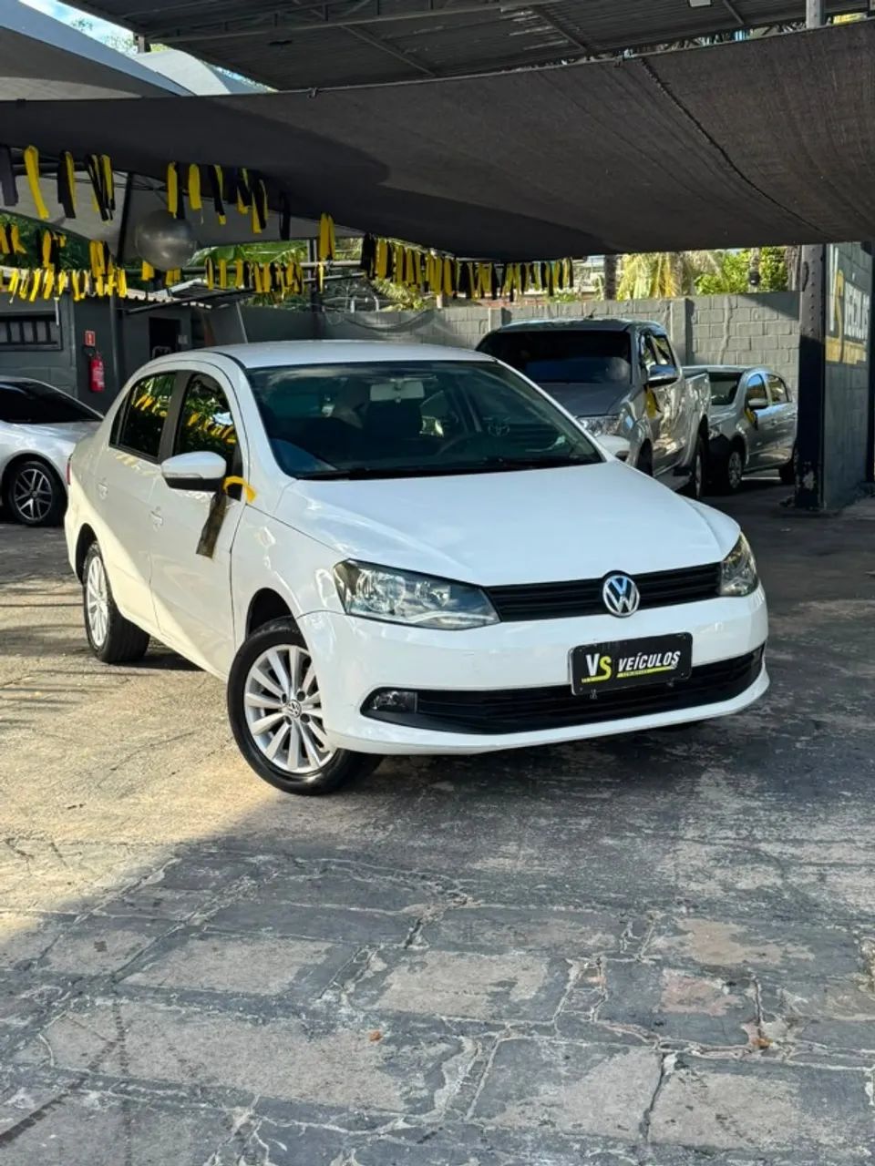 Volkswagen Voyage COMF/HIGHLI. 1.6 T.FLEX 8V 4P 2015