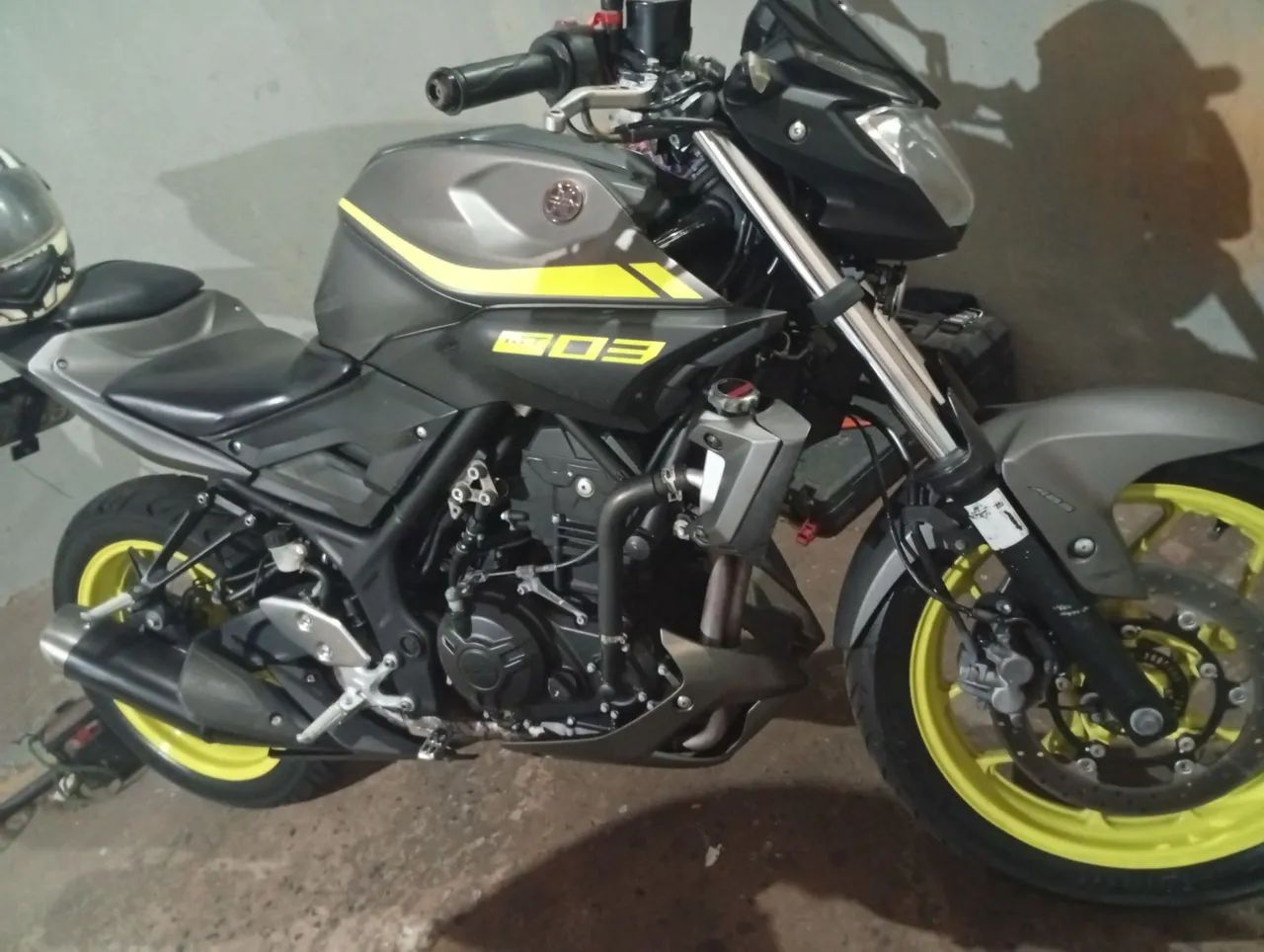 Vendo ou troco MT 03 