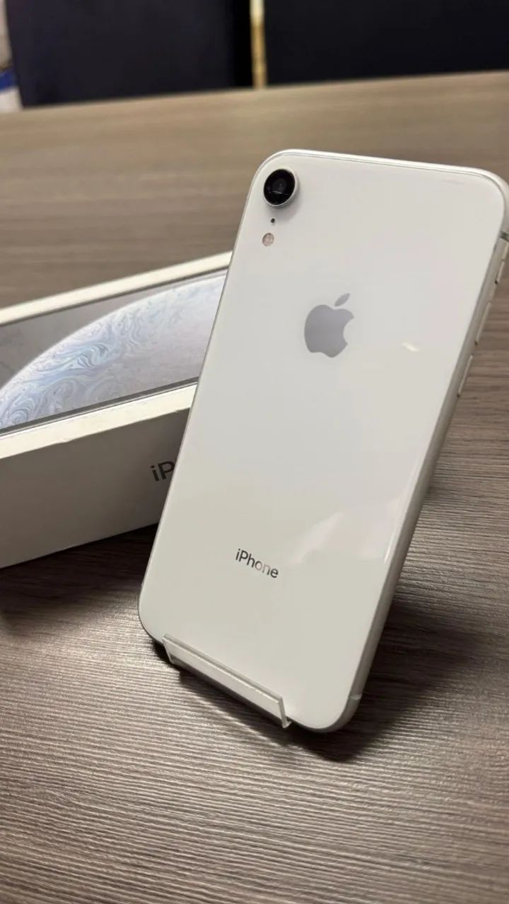 Vendo IPhone XR 64gb Branco em perfeito estado!!! - Celulares e