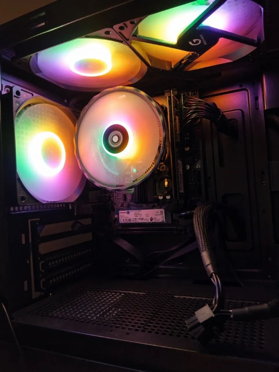 (NOVO) PC GAMER 12 Nucleos + 32GB RAM + rx550 - Foto 2