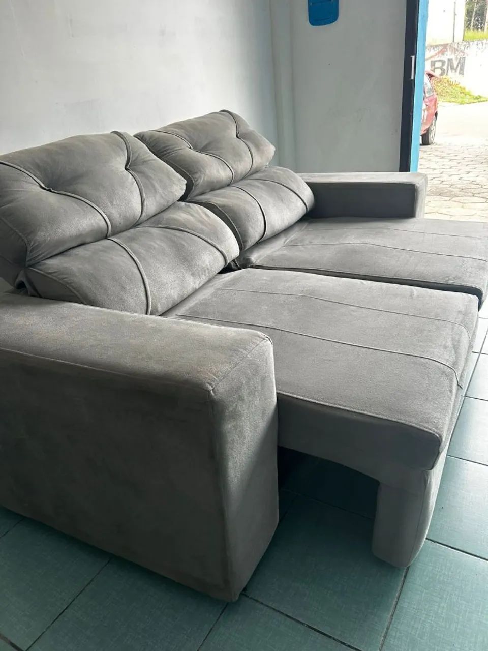 Sofá em Suede retrátil e reclinável entrego 