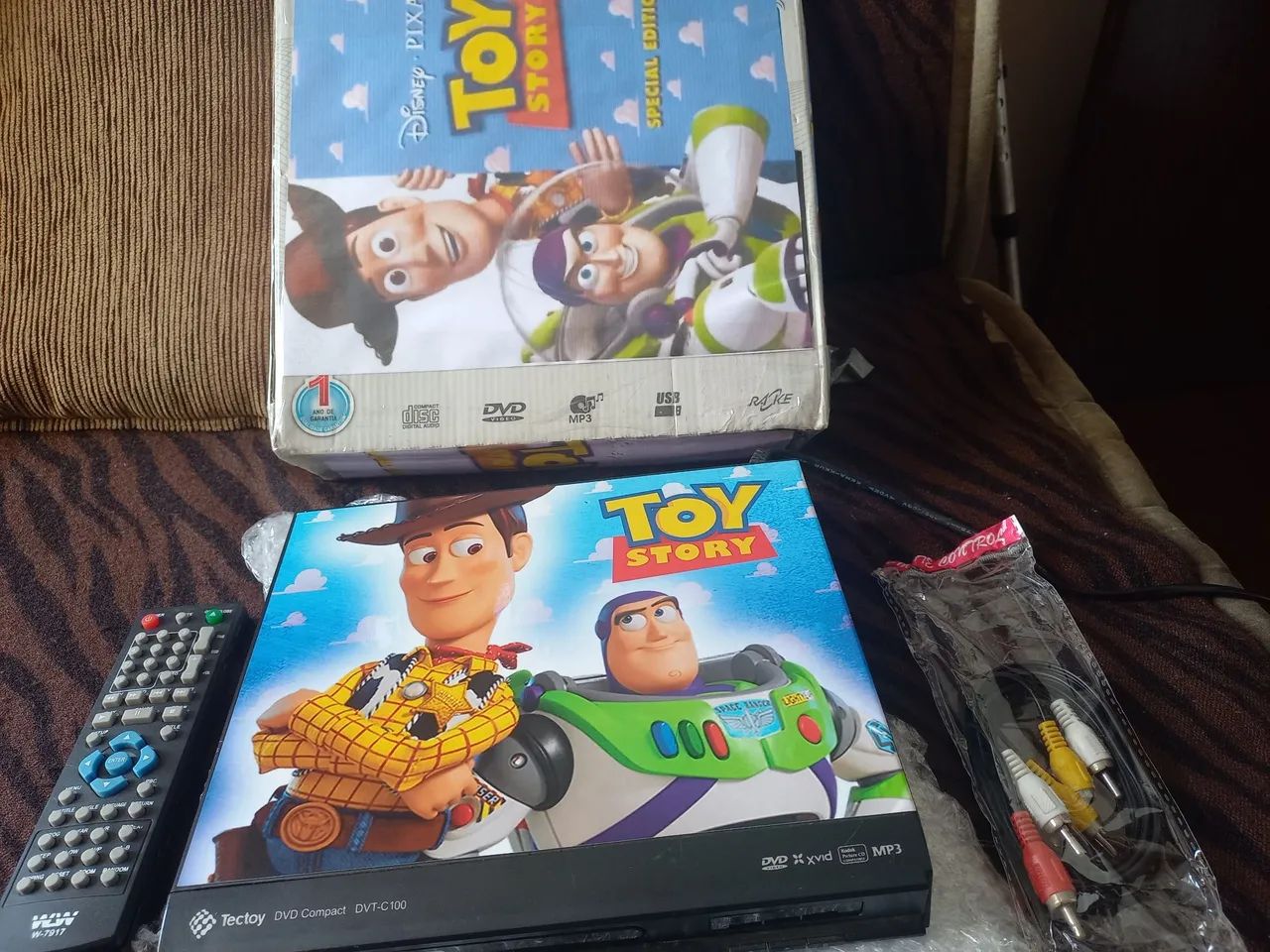 DVD TECTOY C100 COM TOY STORY. Completo e conservado.  - Foto 5