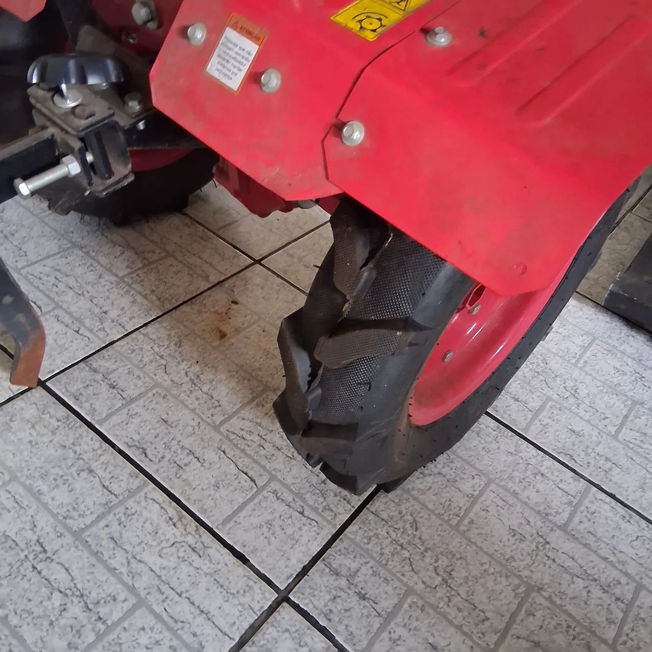 Mini trator  - Foto 3