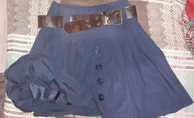 Saia com forro de short + cinto