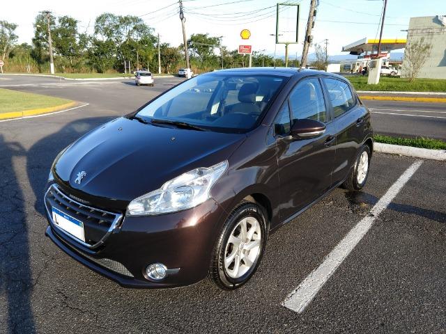 Peugeot 208 com Teto, Único Dono - Não Tem Detalhe - Aceito Oferta ou Trocas 2015 - Foto 3