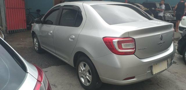 Renault logan 34900 entrada de 8mil parcelas de 509entrada de 5mil parcelas de 898 - Foto 6