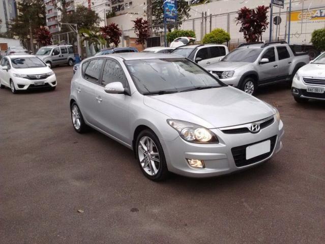 HYUNDAI I30 GLS 2.0 16V AT Prata 2010/2011