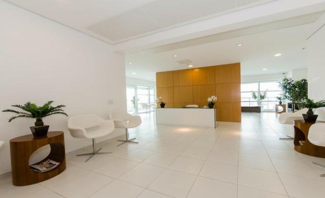 Linda Sala Comercial Mobiliada Andar Alto E Varanda - Foto 12