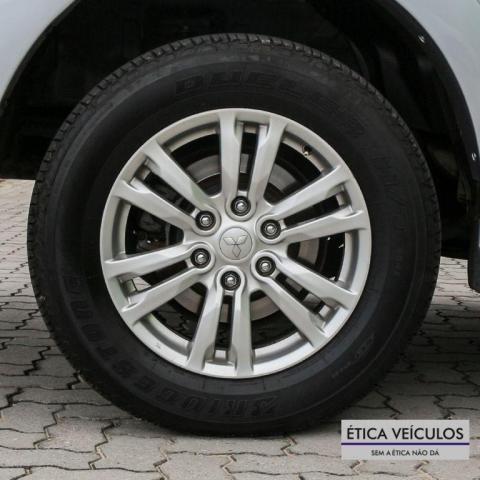 Pajero HPE Full 3.8 V6 250cv 5p Aut. - Foto 10