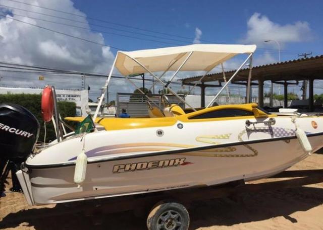 Lancha Phoenix 19,5 C Motor 4 Tempos
