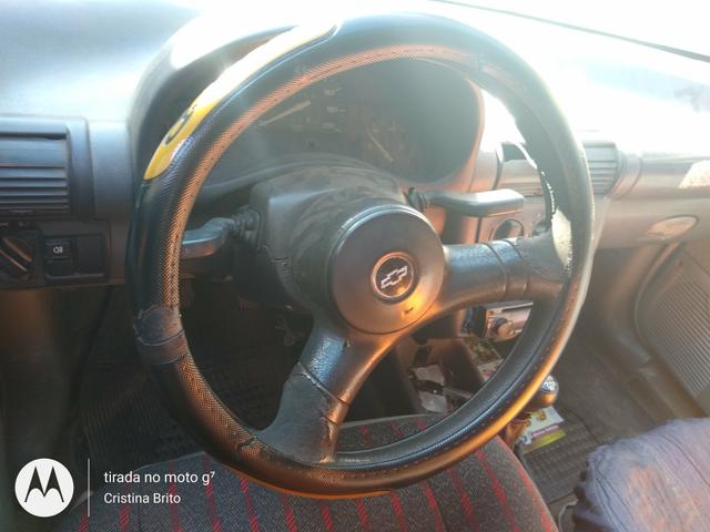 Vendo esse corsa