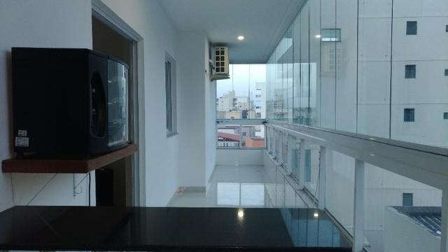 Apt temporada a 5 minutos da Praia do Morro, Guarapari, ES