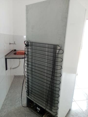 Vendo uma geladeira eletrolux