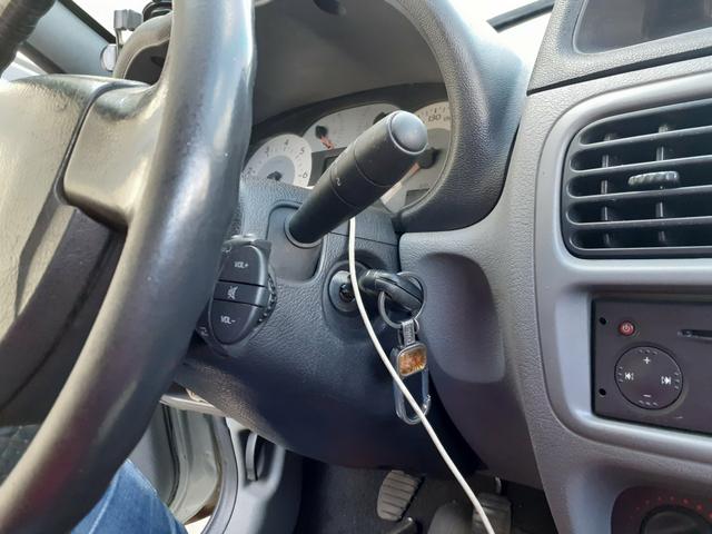 Vendo clio08/09 12.500