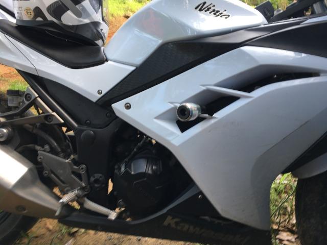 Kawasaki Ninja 300 - Foto 3