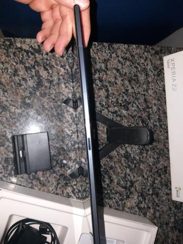 Tablet sony z2, faz ligação como celular aprova de água, carregador magnético, na caixa - Foto 3
