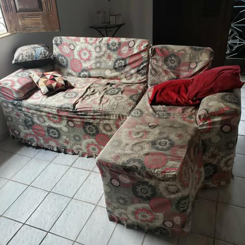 Sofá Muito novo R$550 - Foto 3