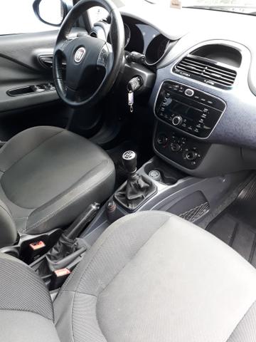 Fiat Punto Attractive 1.4 8V 2015 IMPECÁVEL! - Foto 9