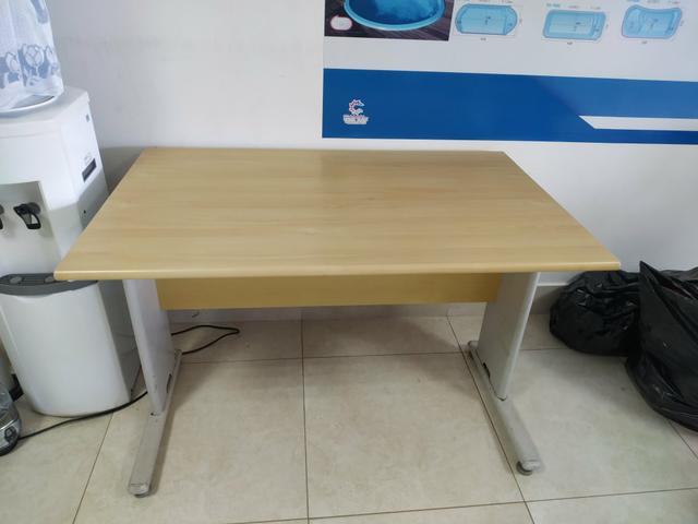 Mesa de escritório - Foto 2